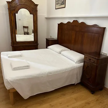 1 Ramo Grimani شقة *