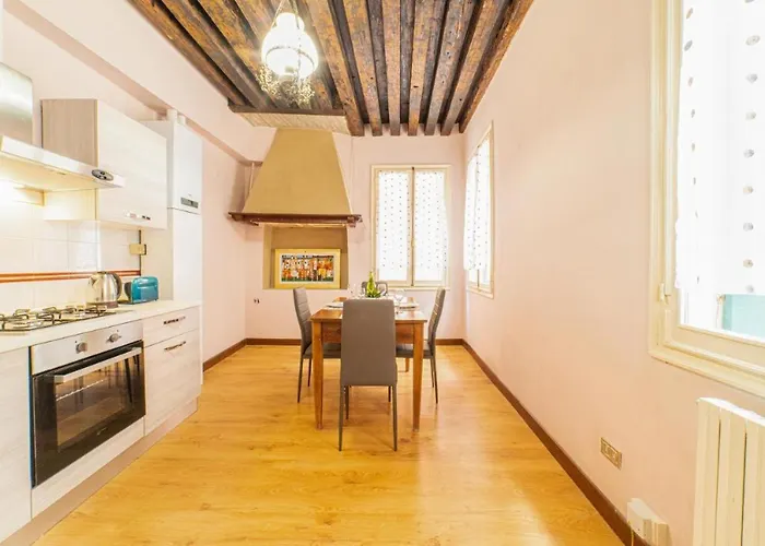 1 Ramo Grimani Venice